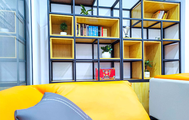 _0004_办公室照片 6